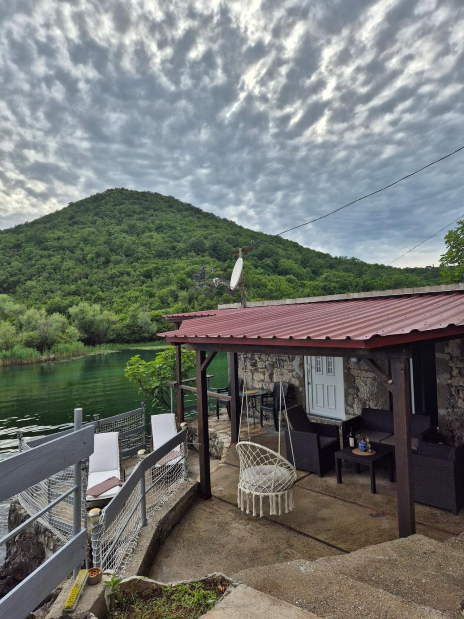 Old House, Skadar Lake سيتينيي المظهر الخارجي الصورة